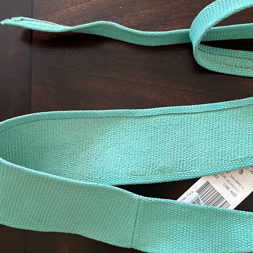 ADA COLLECTION WRAP BELT--AQUA PYTHON - Picture 10 of 11